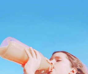 排卵后12天，早孕试纸一深一浅的解读与应对
